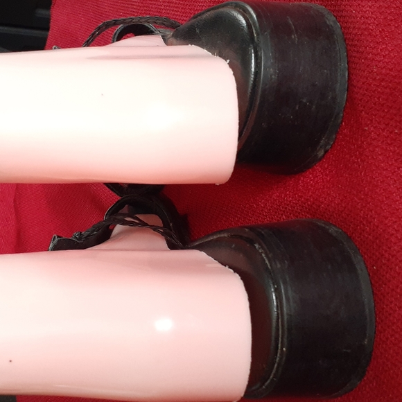 BRIGHTON SANDALS - Picture 4 of 9